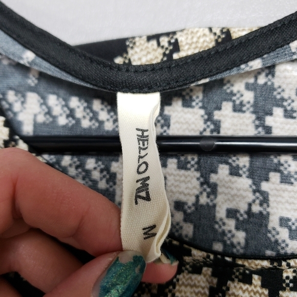 Hello miz cute mini dress size medium - Picture 4 of 8